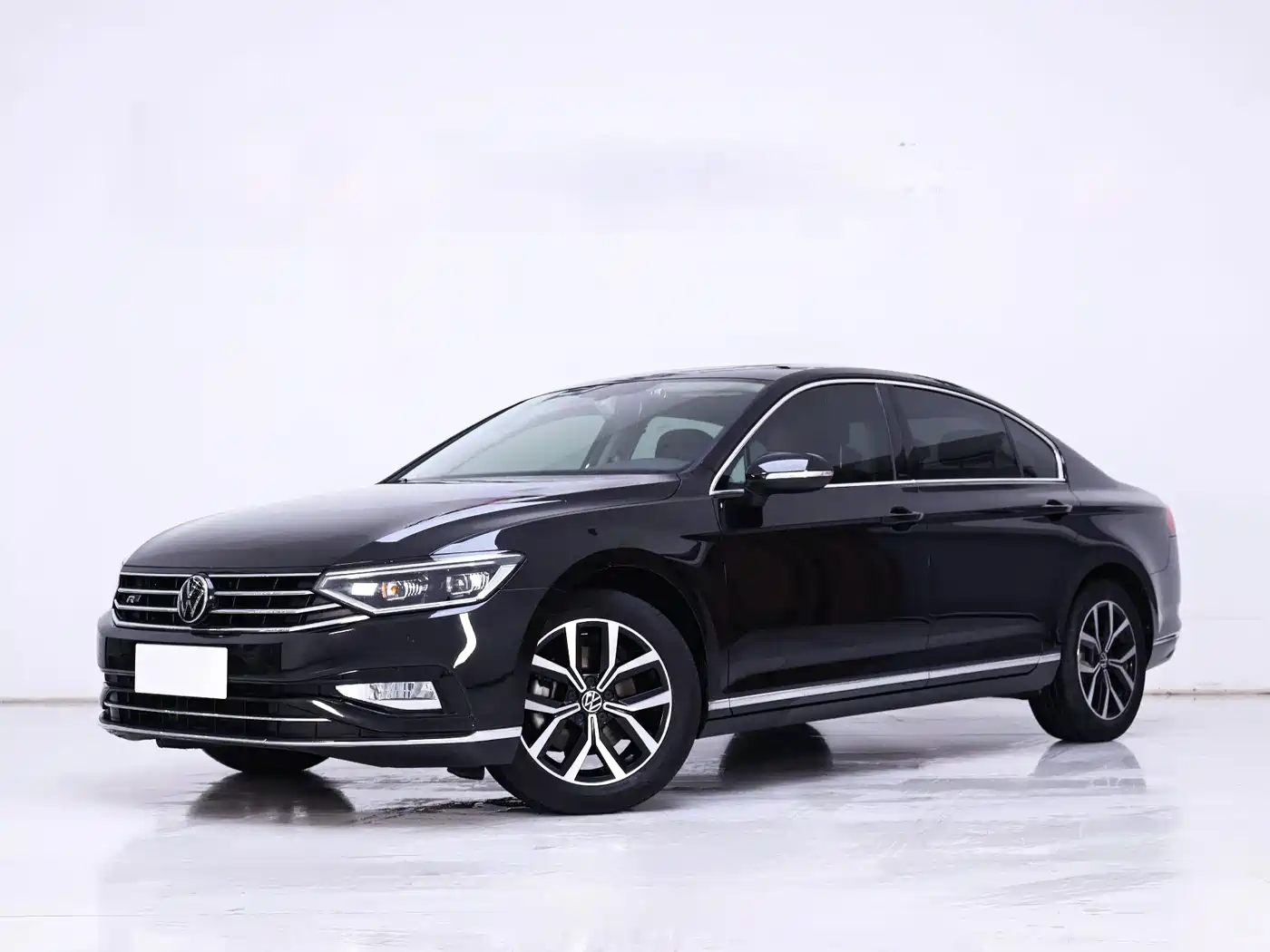 Volkswagen Magotan 2023 2 Million Units Anniversary Edition 330TSI DSG Leading Type