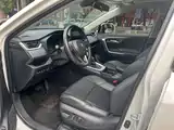 Фото 4 - Toyota Wildlander