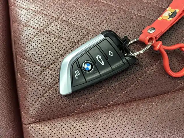 Фото 15 - BMW i3