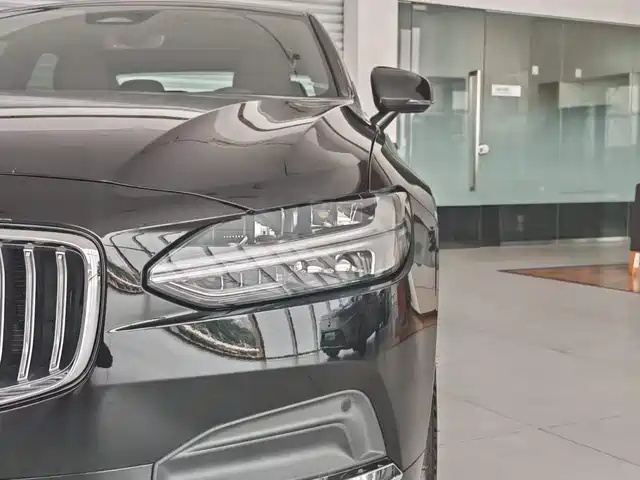 Volvo S90 2025 B5 Zhiyi Luxury Edition — фото 4