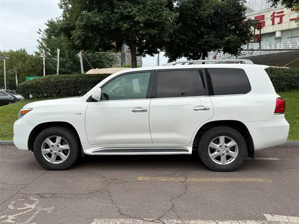 Lexus LX 2009 2009 570