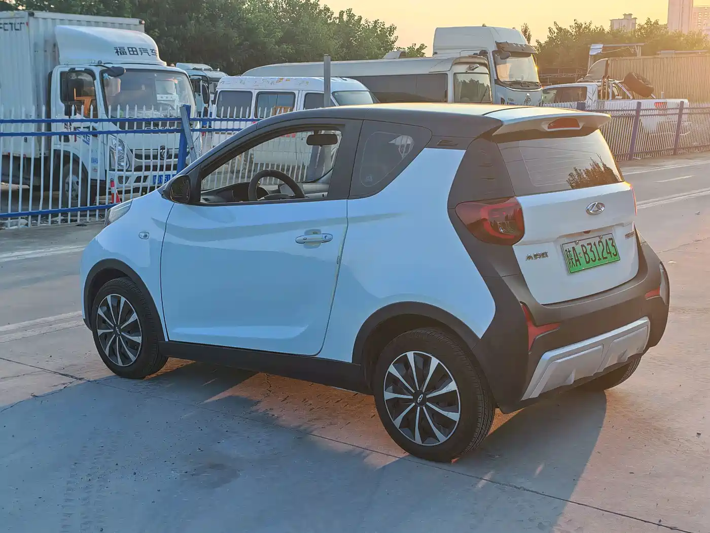 QQ New Energy Little Ant 2025 2025 251km Favorite Edition 25.05kWh
