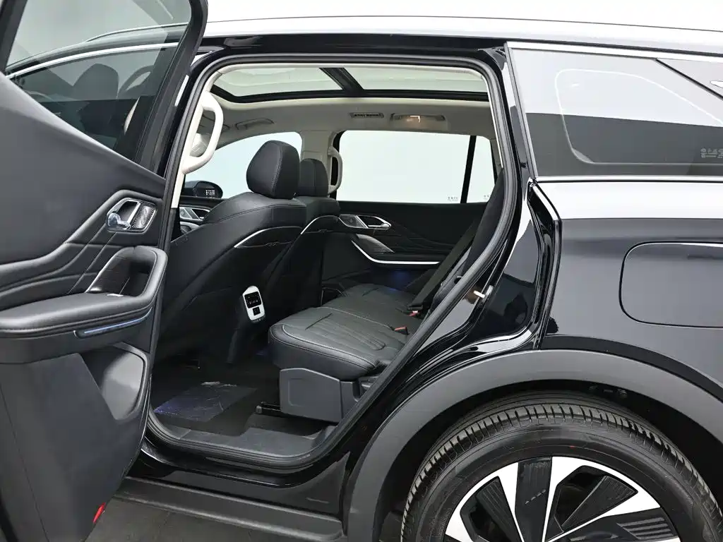 Hongqi HS7 PHEV 2024 2024 2.0T PHEV AWD Qichang Edition 7-seater
