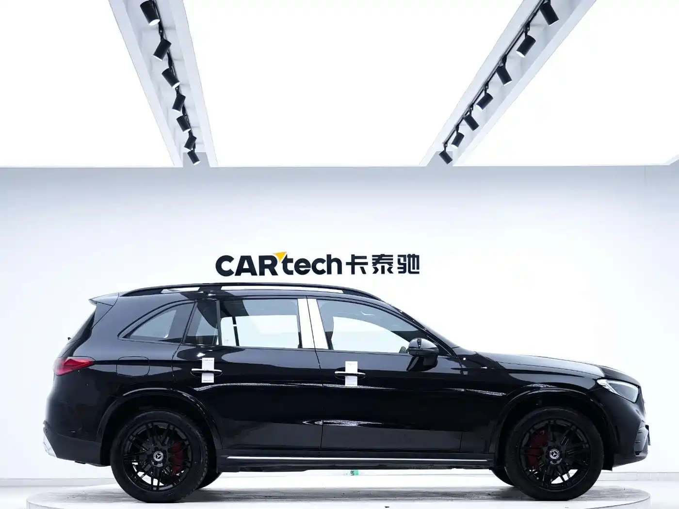 Mercedes-Benz GLC 2025 Model Year GLC 260 L 4MATIC Luxury фото 3