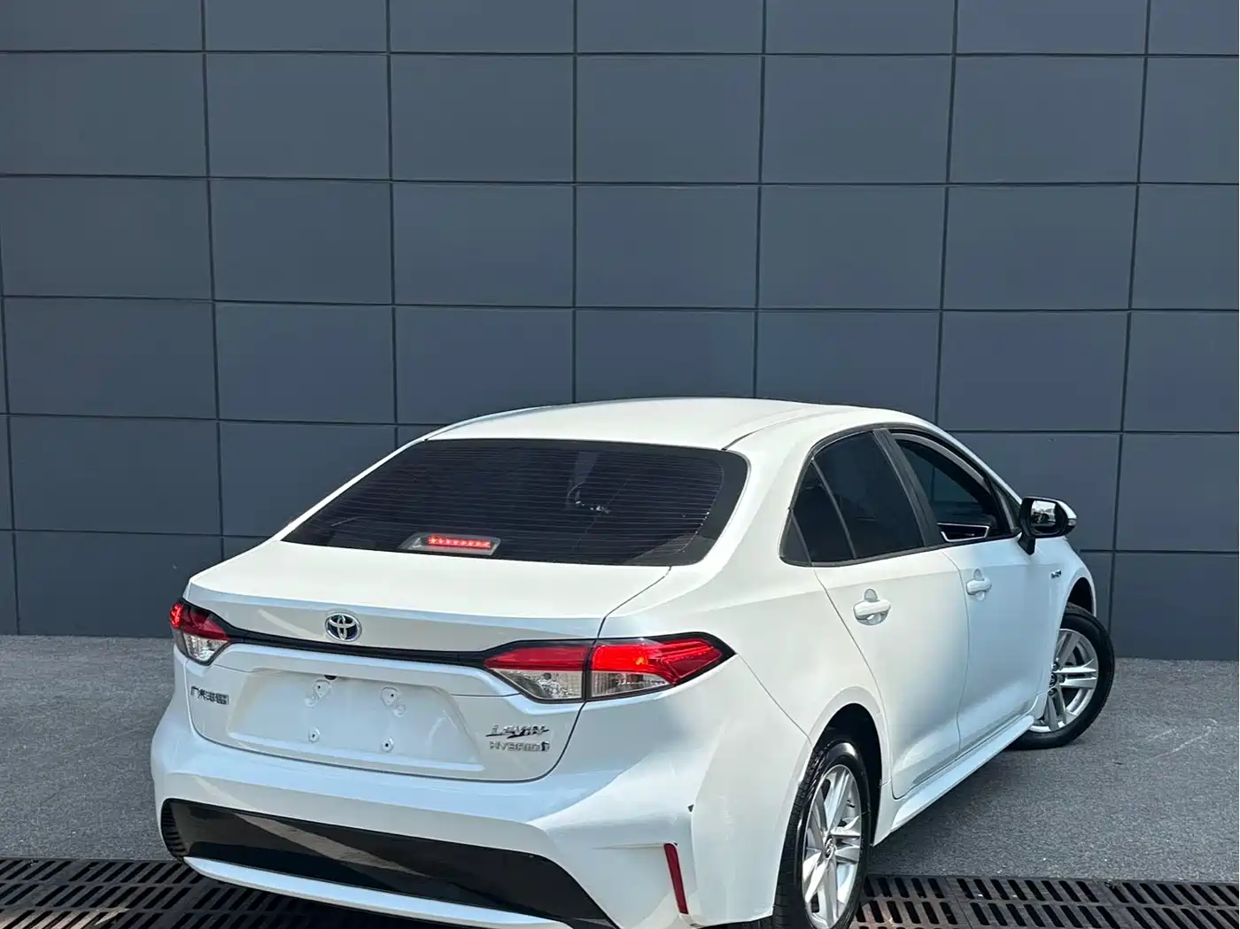Toyota Levin 2021 Dual Engine 1.8H E-CVT Luxury Edition фото 12