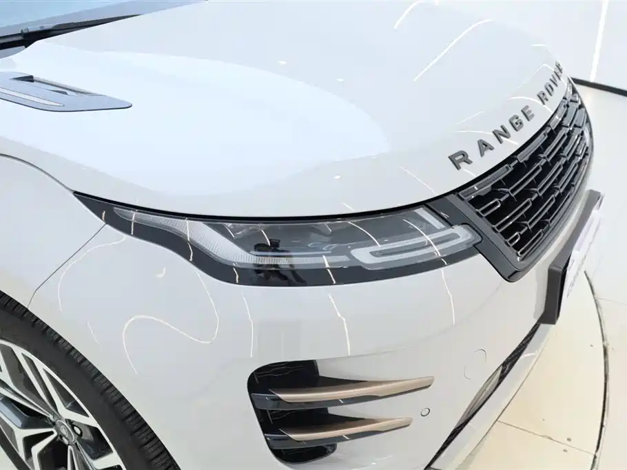 Land Rover Range Rover Evoque 2026 Range Rover Evoque L SE фото 9