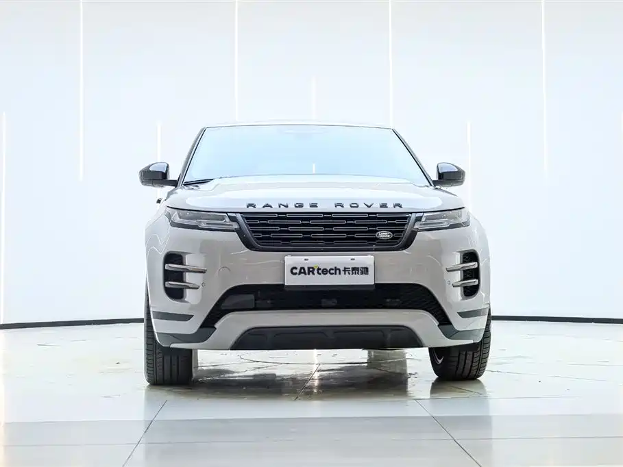 Land Rover Range Rover Evoque 2026 Range Rover Evoque L SE фото 6