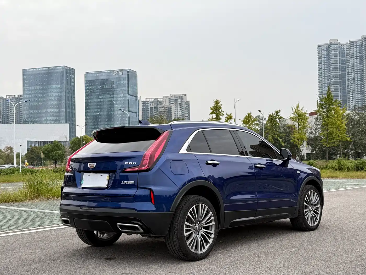 CADILLAC XT4