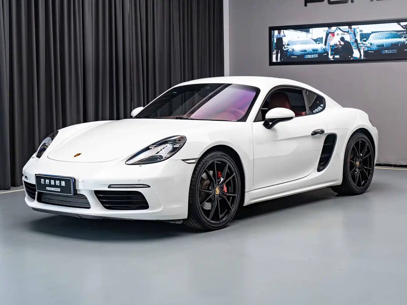 Porsche 718 2018 Cayman 2.0T