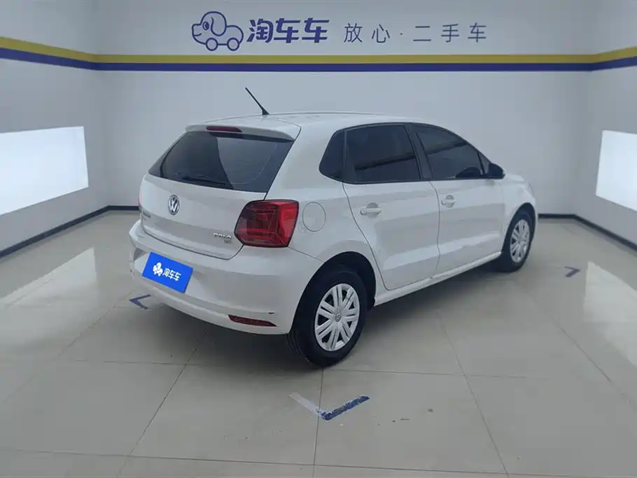 Volkswagen Polo 2018 1.5L Manual Safe Drive фото 3