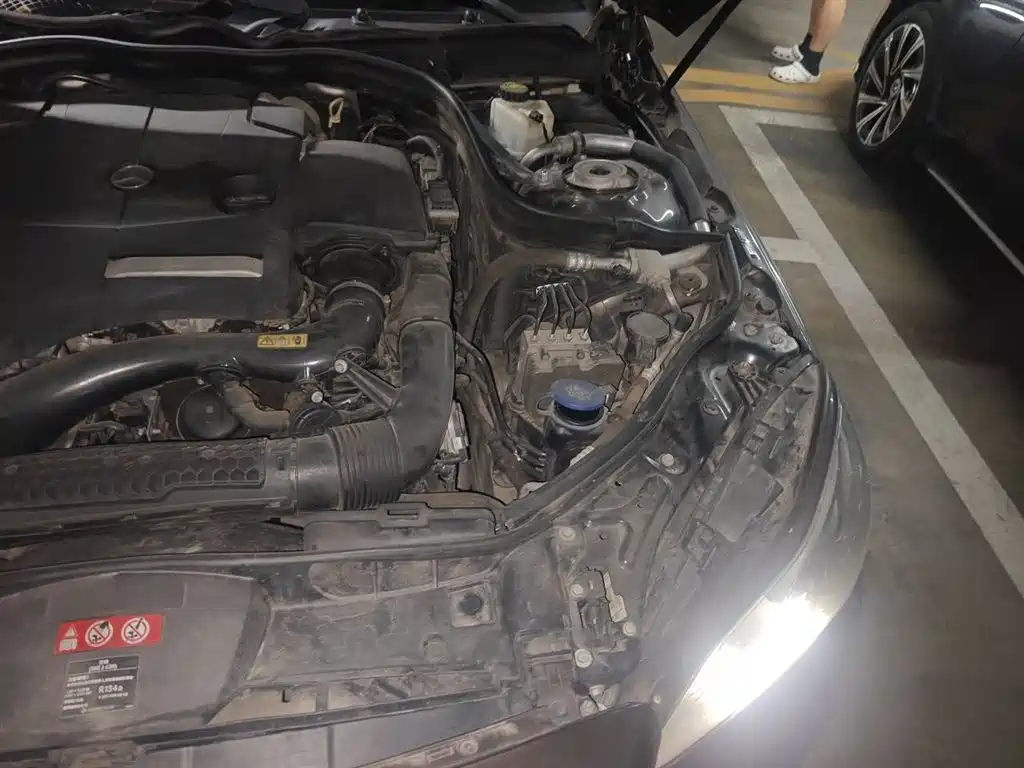 Mercedes-Benz E-Class 2015 E 260 L Sport фото 22