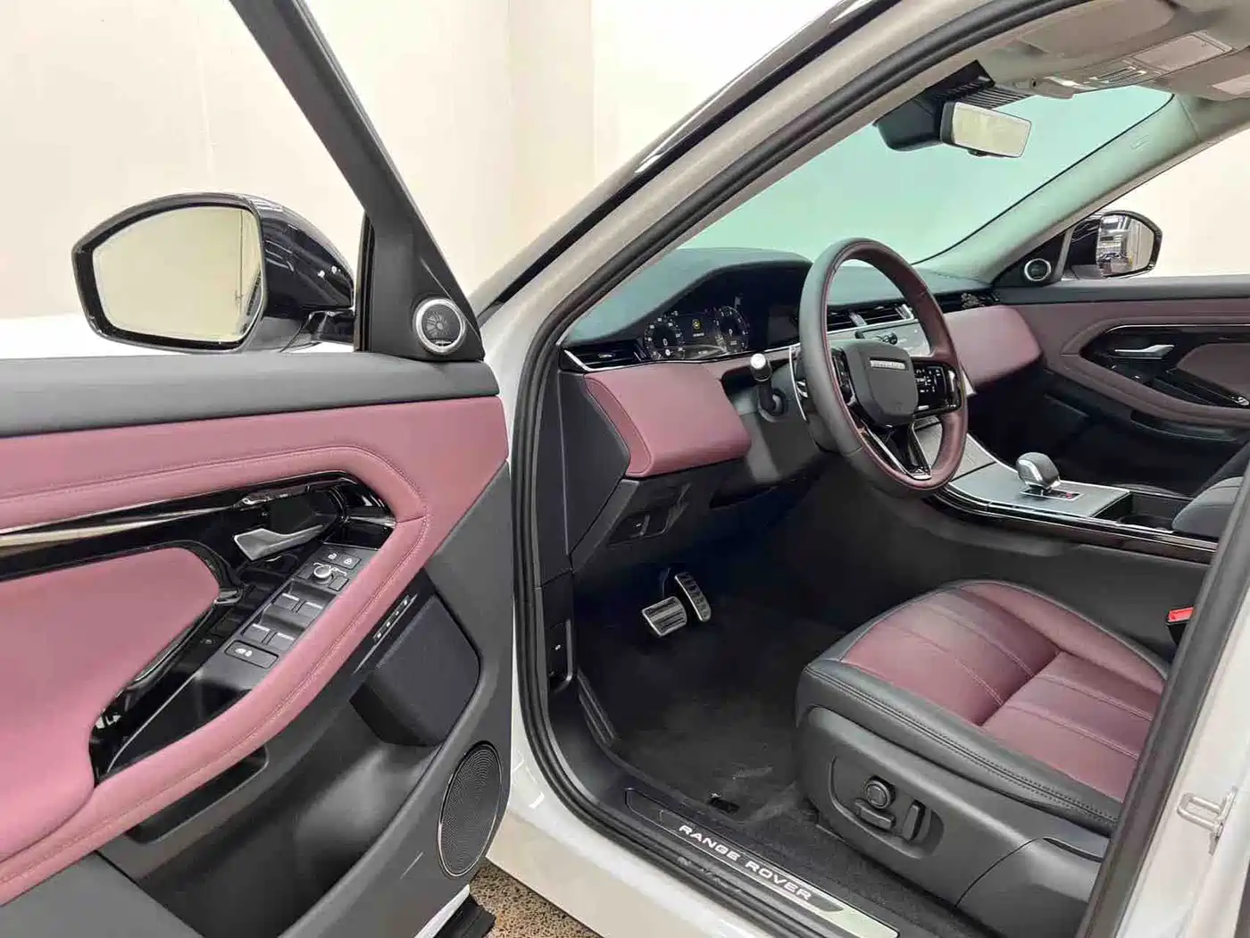 LAND ROVER RANGE ROVER AURORA