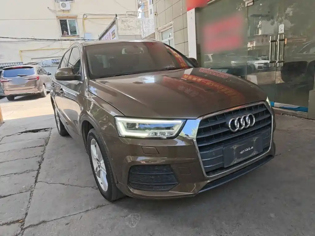 Фото 4 - Audi Q3