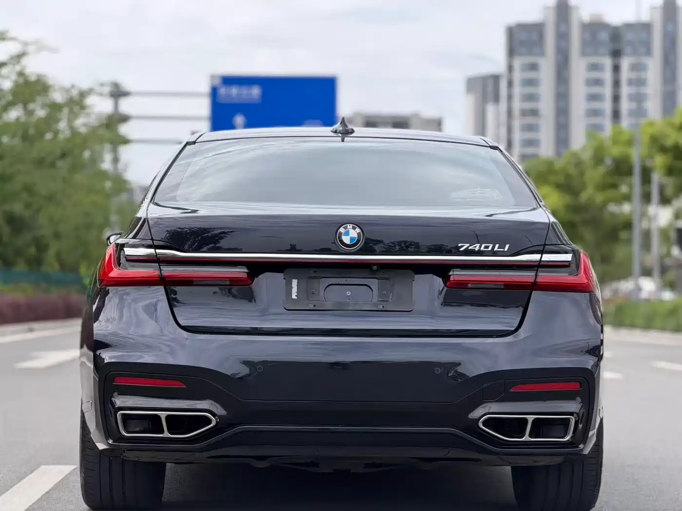 BMW 7 Series 2018 740Li Leading Type M Sport Package фото 8