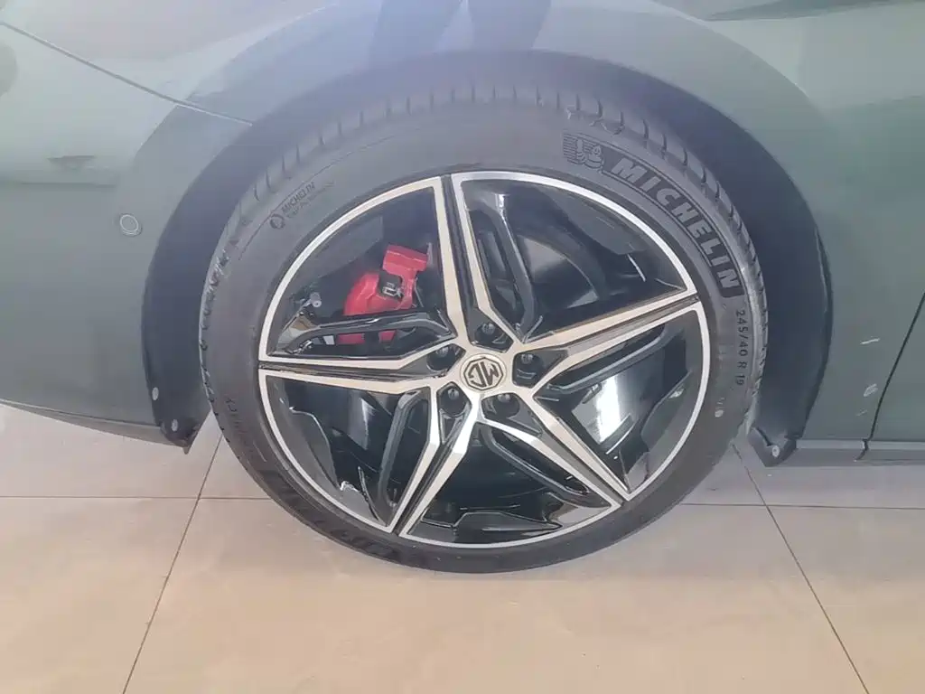 MG MG7 2025 2025 2.0T Trophy+ Super Smart Driving Edition
