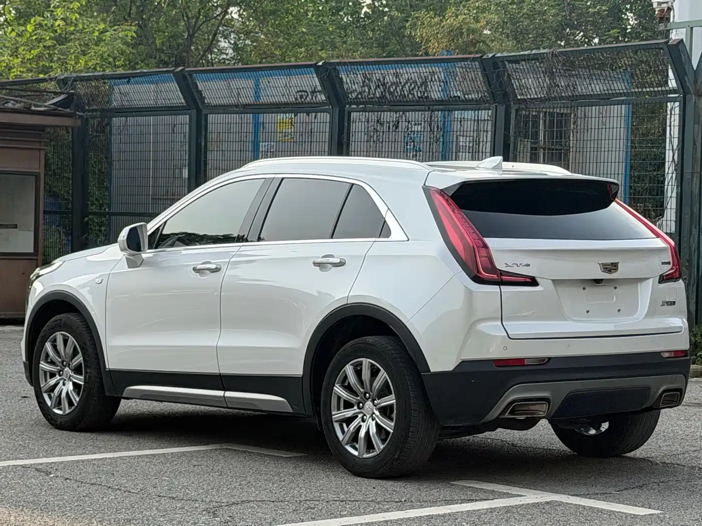 Cadillac XT4 2020 28T FWD Leading Trim фото 12