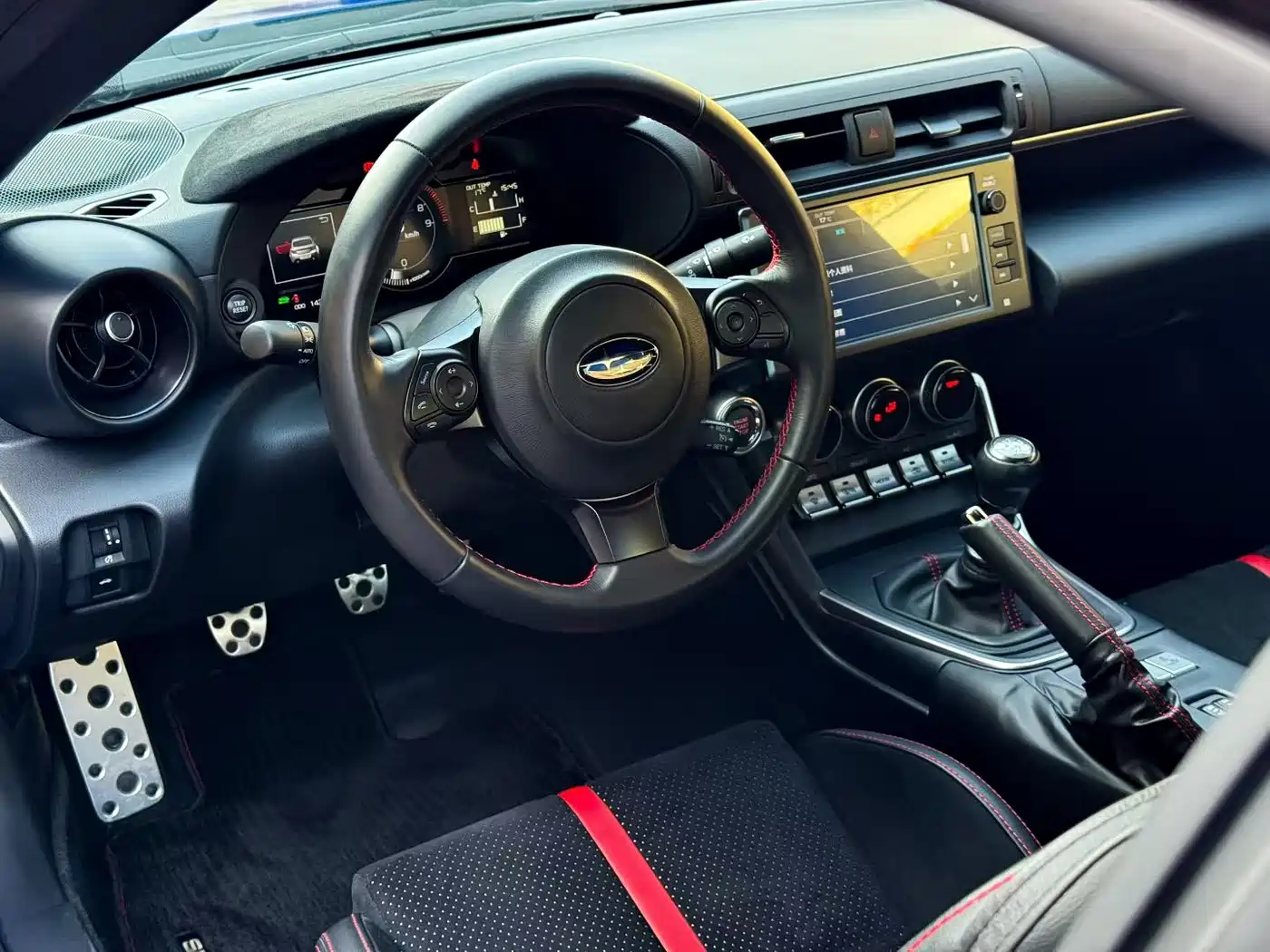 Subaru BRZ 2022 2.4L Manual фото 7