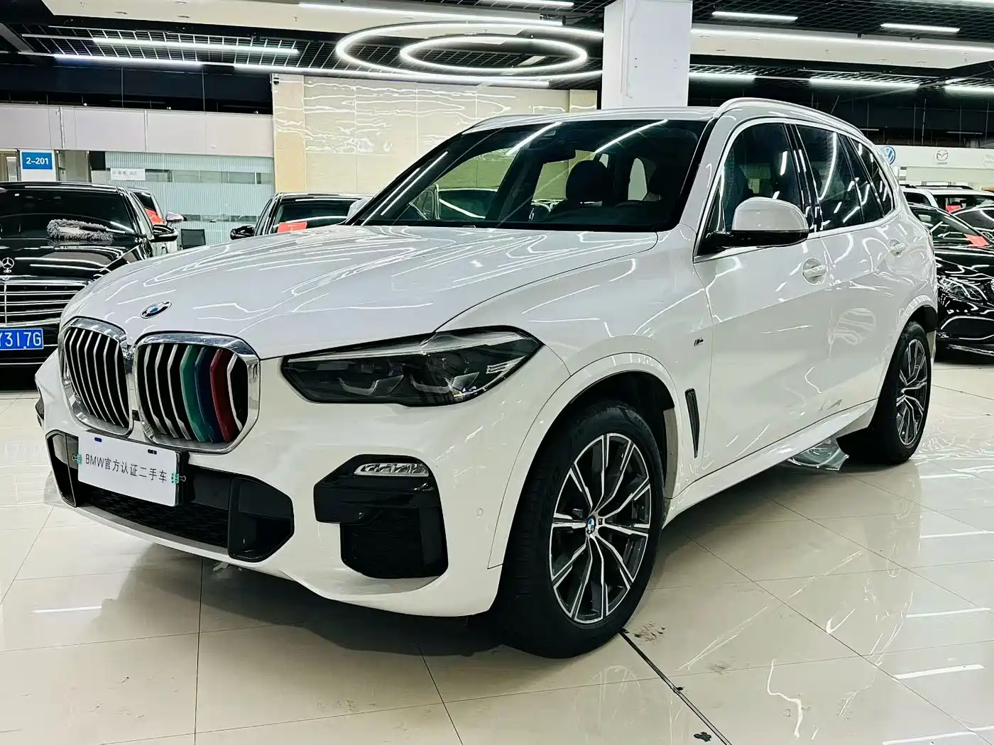 BMW X5 (Import) 2020 xDrive30i X Design Package фото 10