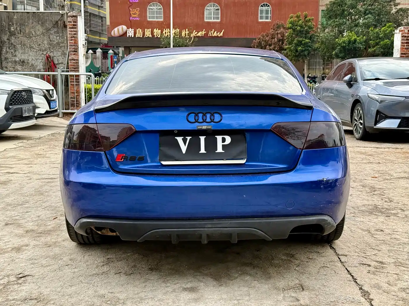 Audi A5 (Import) 2010 2.0TFSI Coupe фото 17