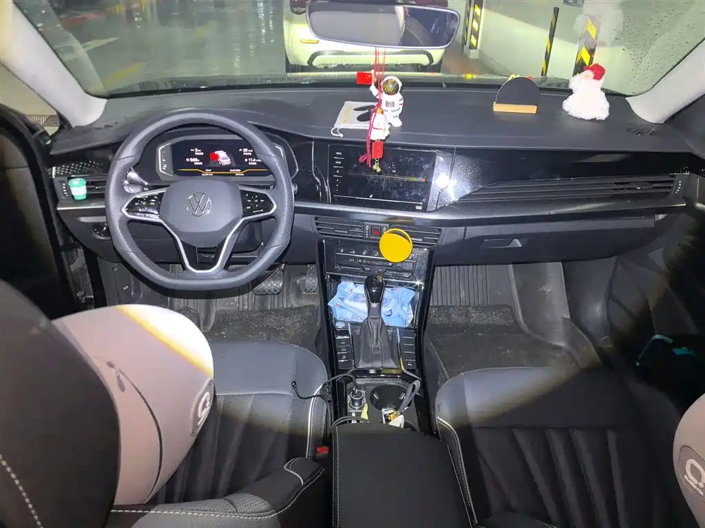 Volkswagen Passat 2024 330TSI Starlight Elite Edition фото 13