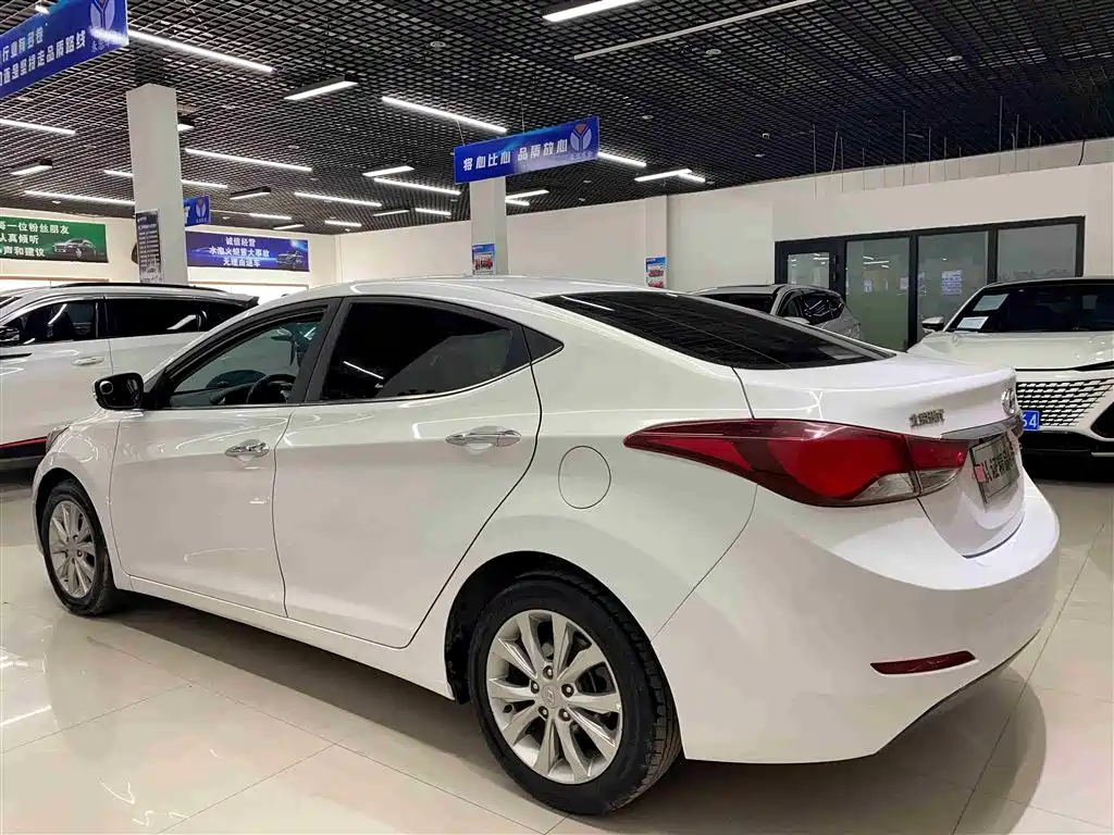 Hyundai Langdong 2016 1.6L Automatic Premium Edition фото 4