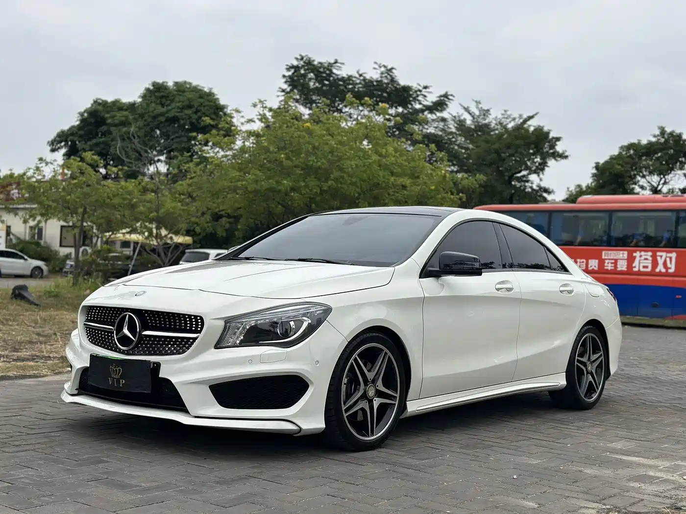Mercedes-Benz CLA (Import) 2016 Facelift CLA 260 4MATIC фото 2