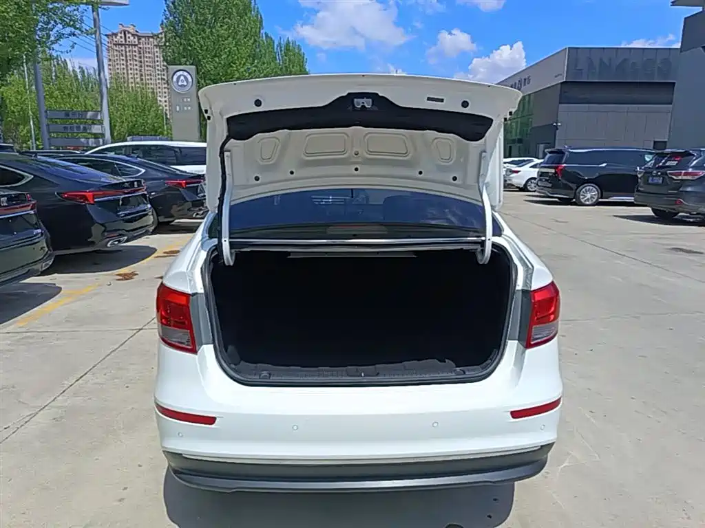 Kia K2 2015 Sedan 1.4L MT GLS фото 19