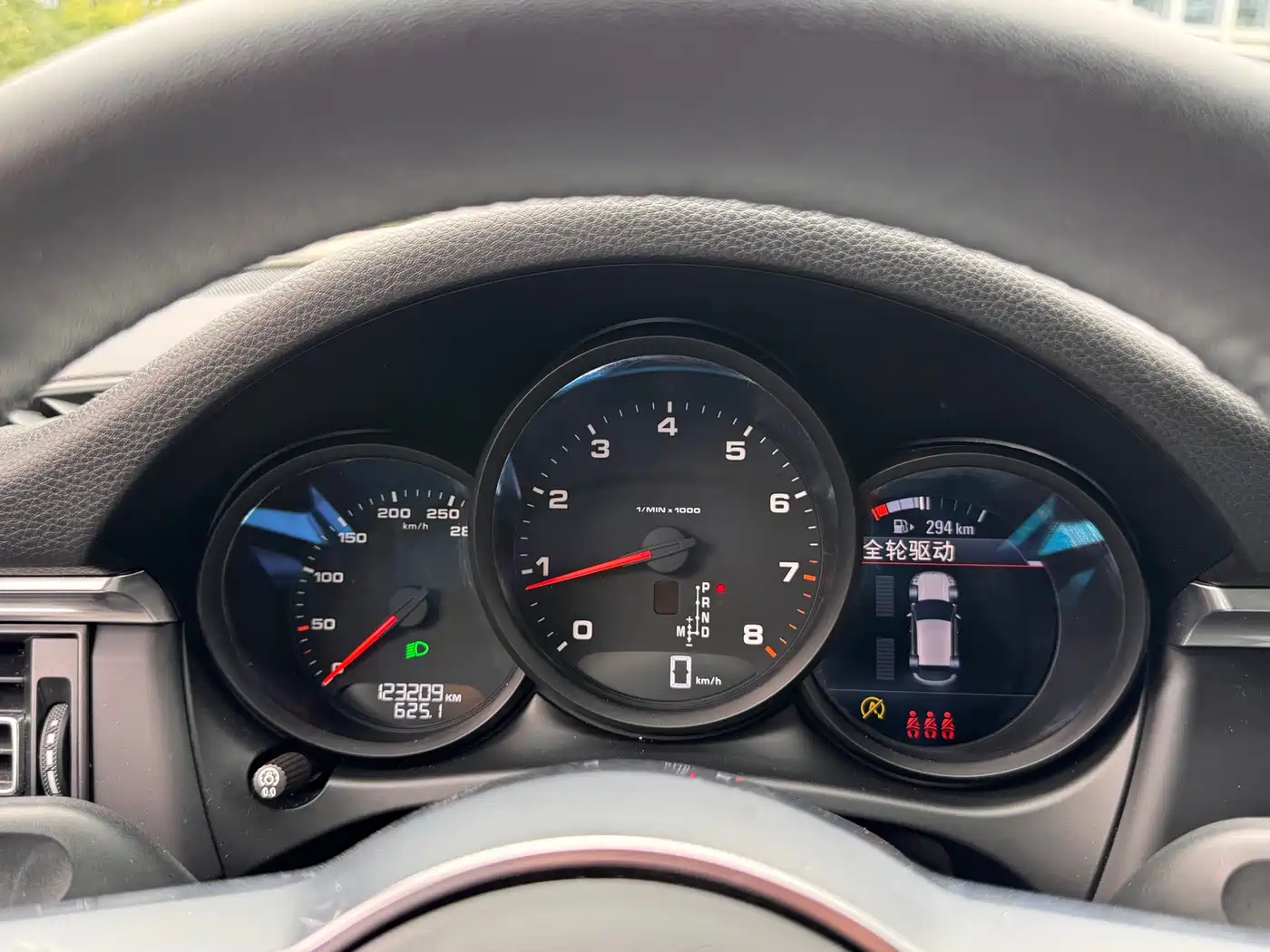 Porsche Macan 2021 Macan 2.0T фото 13