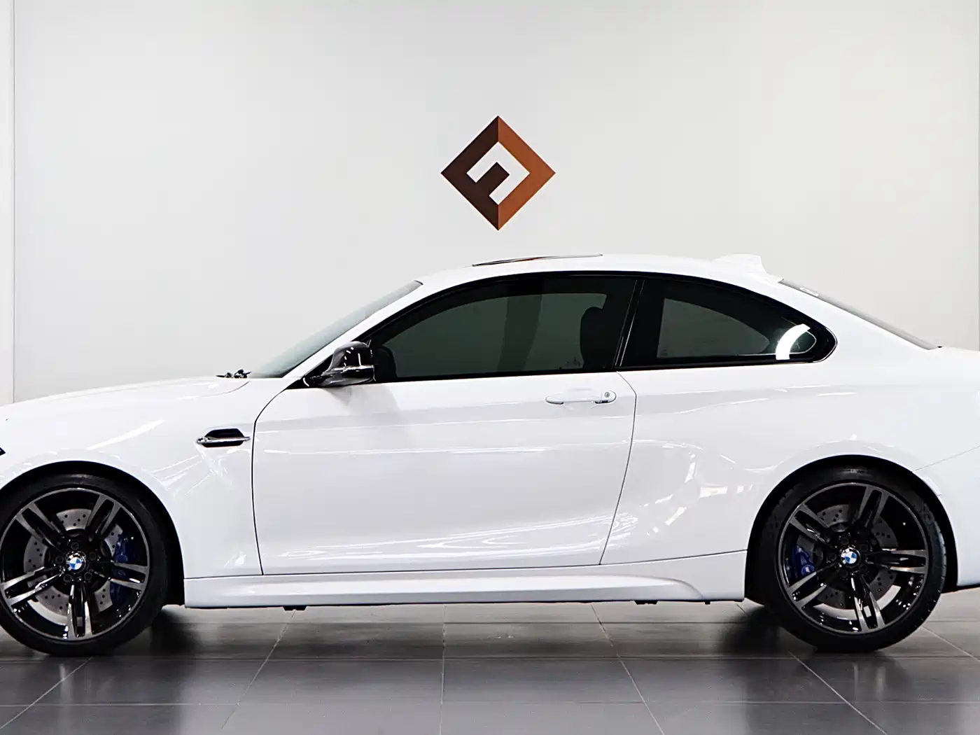 BMW M2 2018 M2 фото 7