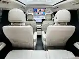 Фото 3 - Li Auto MEGA