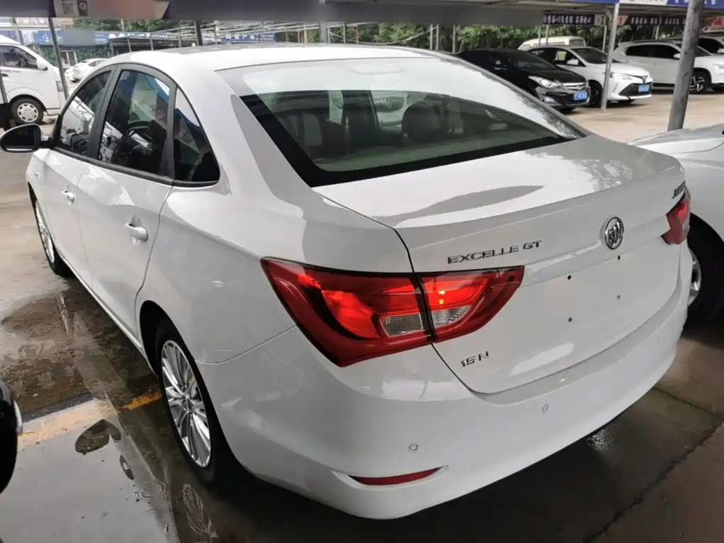 Фото 5 - Buick Excelle