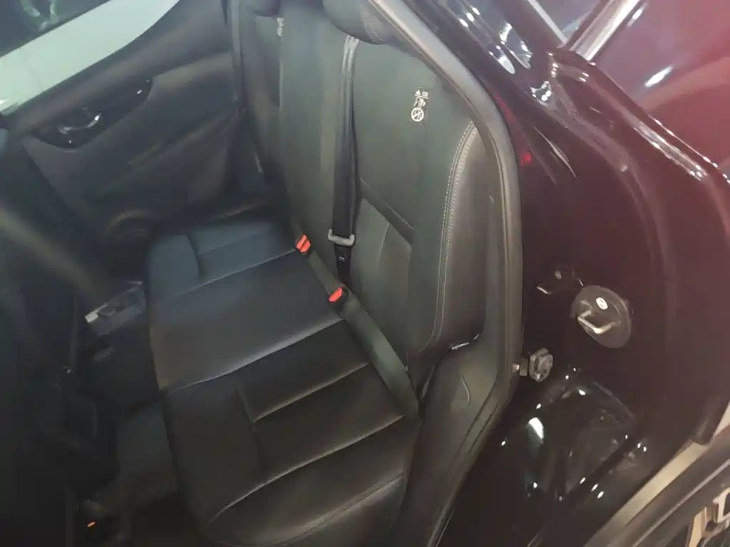 صورة 17 - Nissan Qashqai