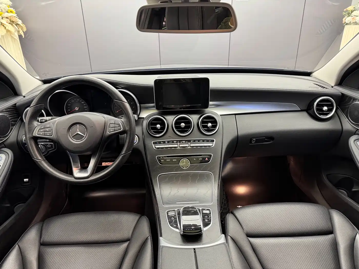 Mercedes-Benz C-Class 2017 Facelift C 200 L 4MATIC Sport Edition фото 5