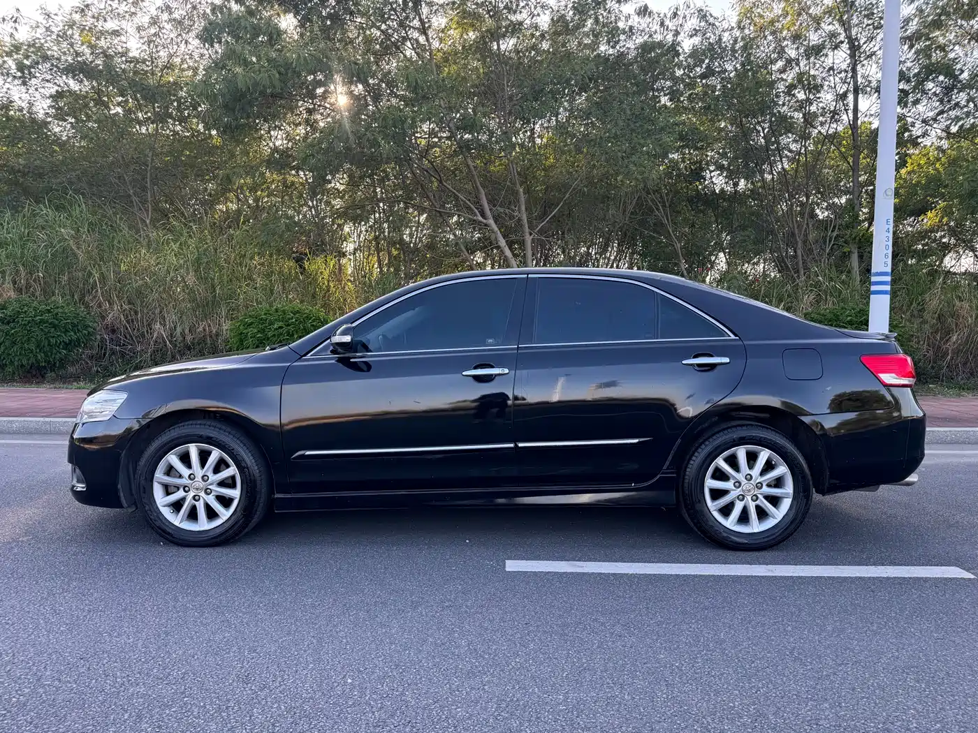 Toyota Camry 2009 Model 240E Elite Edition фото 23