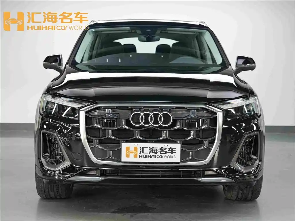 Audi Q7 2026 2024 55 TFSI quattro S line Sport