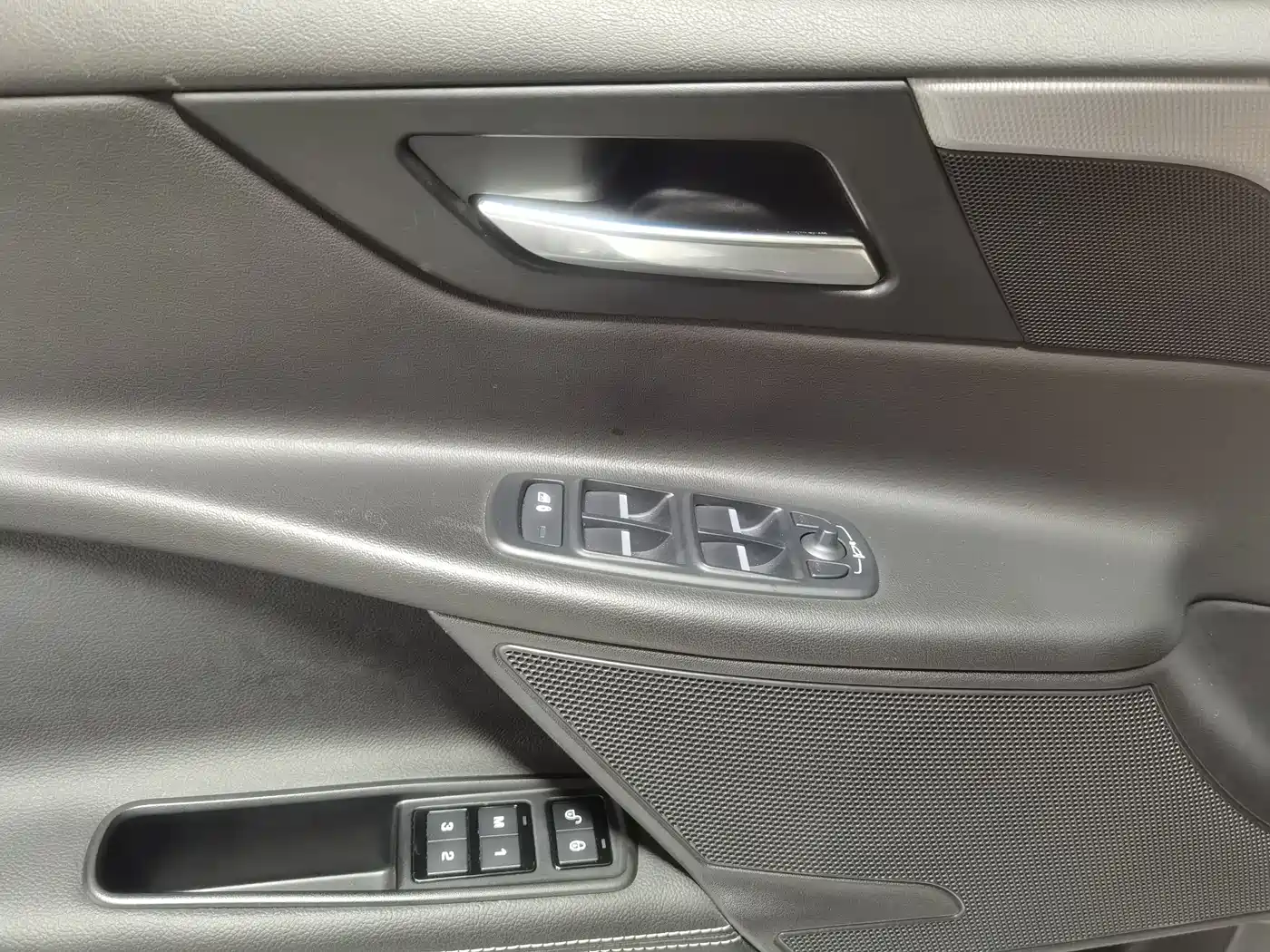 Jaguar XE 2016 2015 2.0T 200PS R-Sport