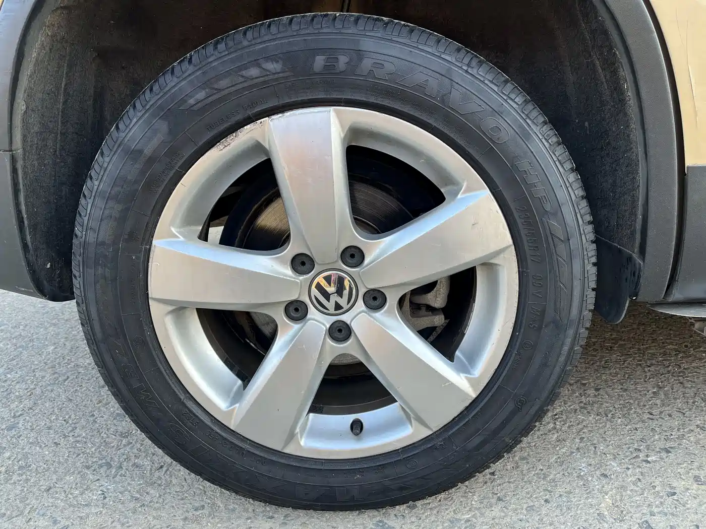 Volkswagen Tiguan 2012 2.0TSI Automatic 4WD Elite Edition фото 17