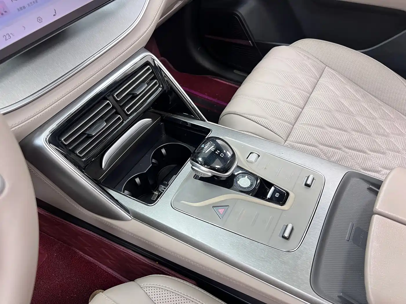 BYD Tang New Energy 2024 DM-i Honor Edition 112KM Premium фото 26