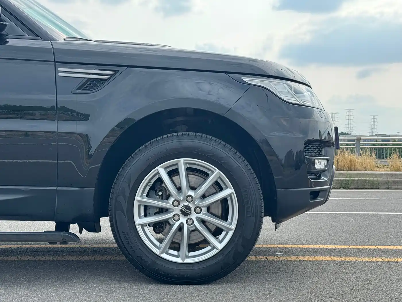 Land Rover Range Rover Sport 2016 Model 3.0 SC V6 SE фото 7