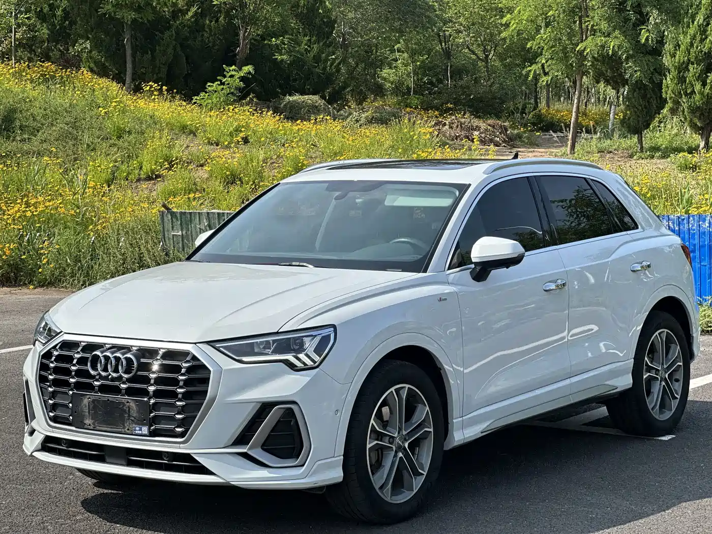 Audi Q3 2020 — пригон из Китая