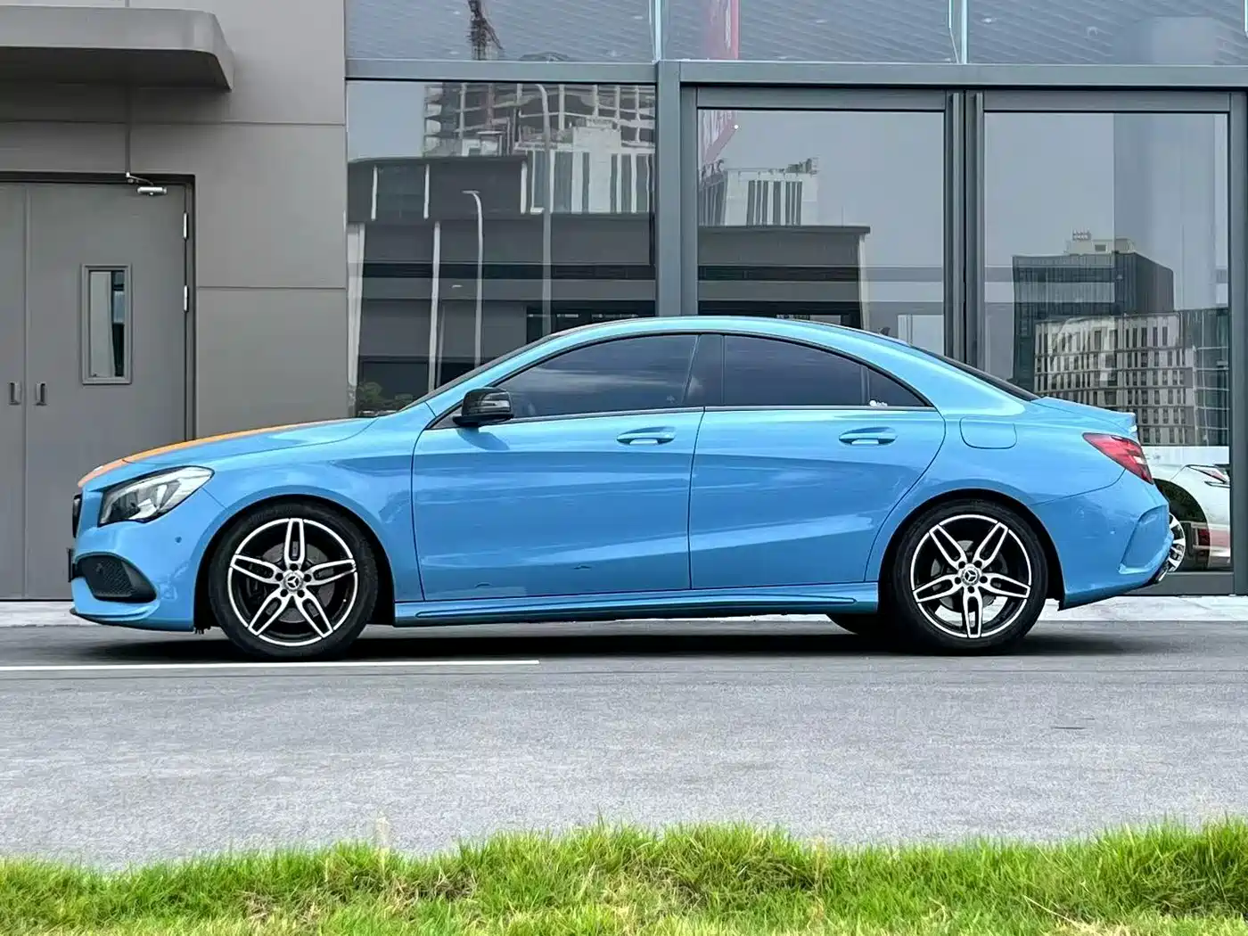 Mercedes-Benz CLA (Import) 2017 2017 CLA 220 4MATIC