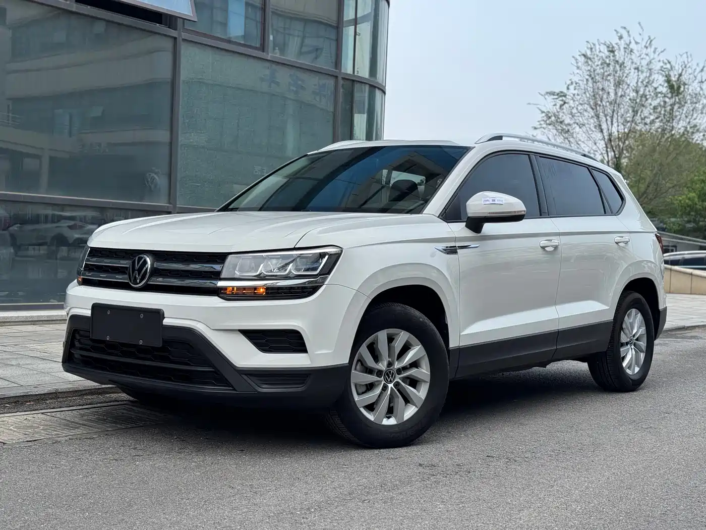 Volkswagen Tharu 2022 280TSI 2WD Trend