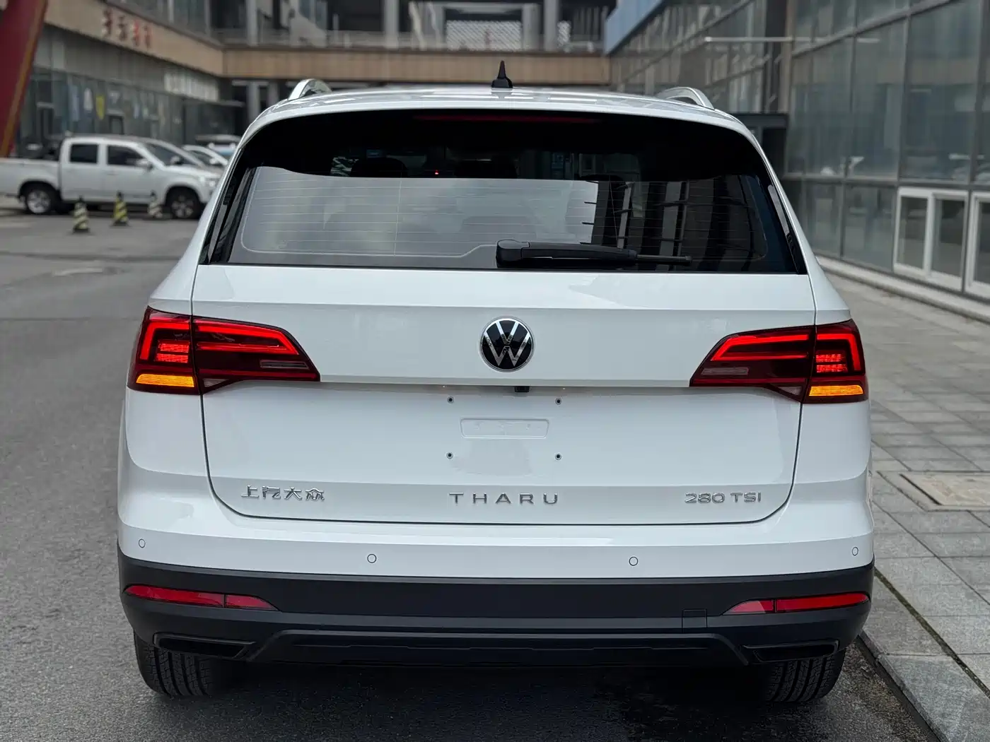 Volkswagen Tharu 2022 280TSI 2WD Trend фото 5