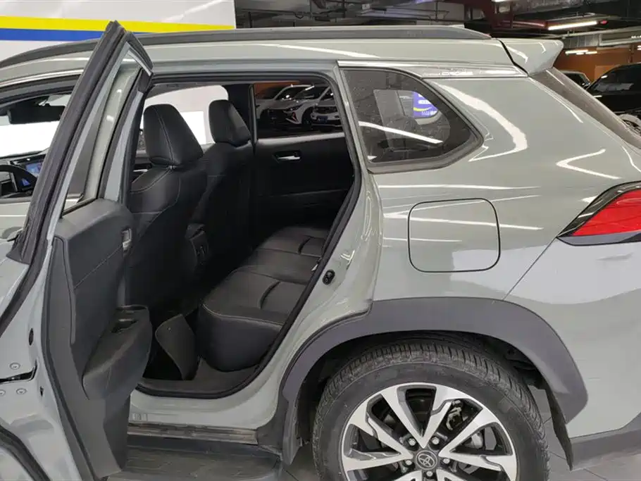 Toyota Corolla Cross 2022 2.0L Flagship Edition фото 11