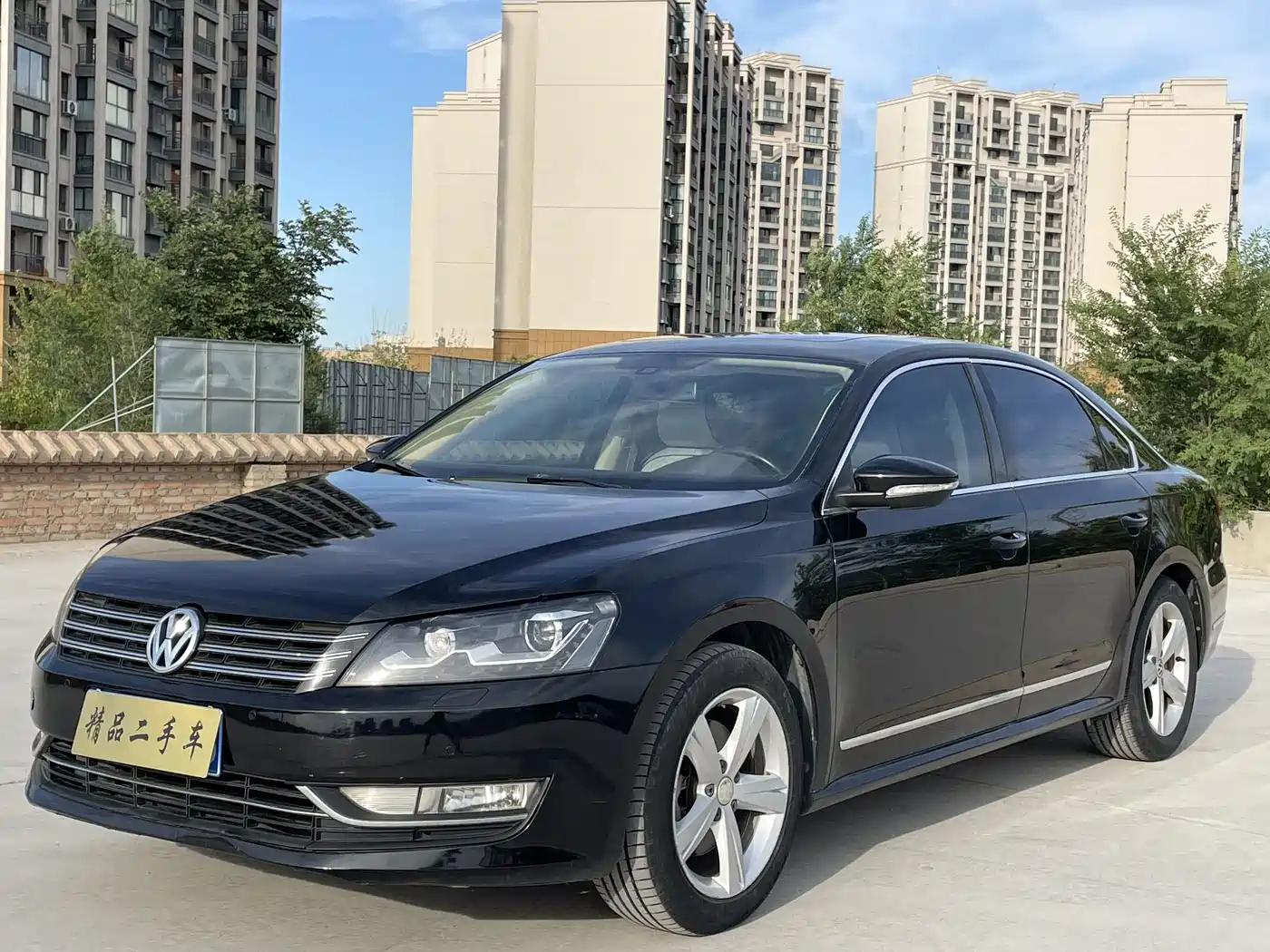 Volkswagen Passat 2012 2011 2.0TSI DSG Royal Edition