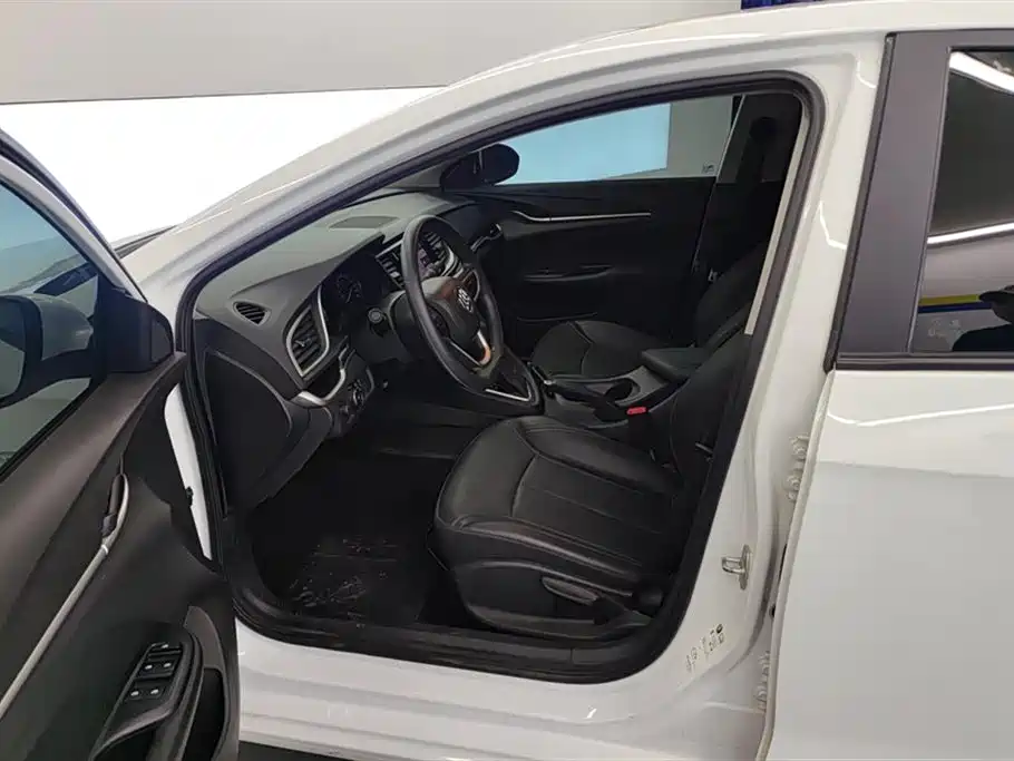Buick Excelle 2021 Facelift Exemplar 1.5L Auto Elite фото 9