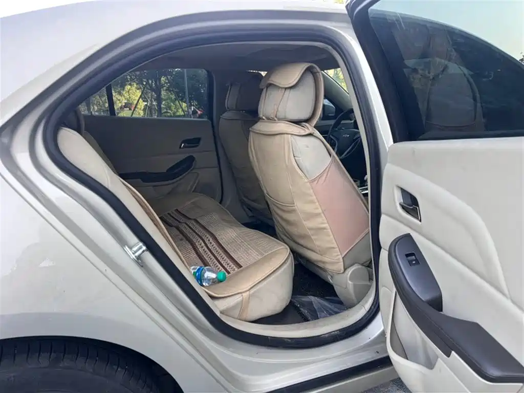 Chevrolet Malibu 2014 2.0L Automatic Comfort фото 20