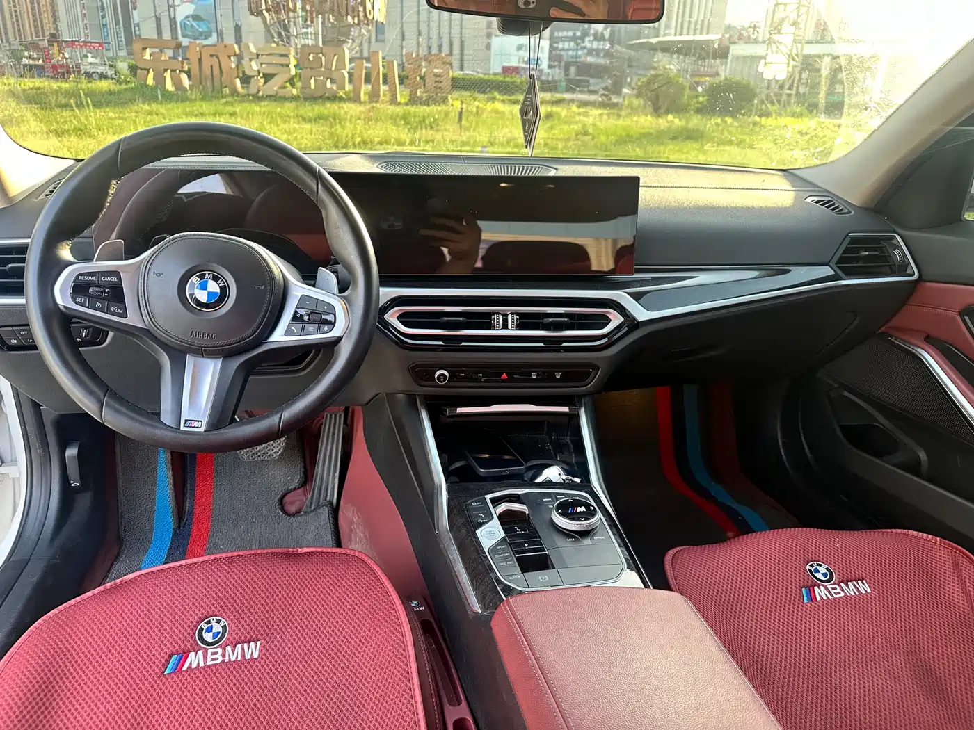 BMW 3 Series 2023 325Li M Sport Package фото 9