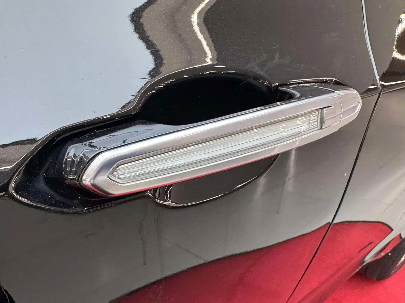 Cadillac XT6 2022 2.0T 6-Seater 4WD Luxury Edition фото 33