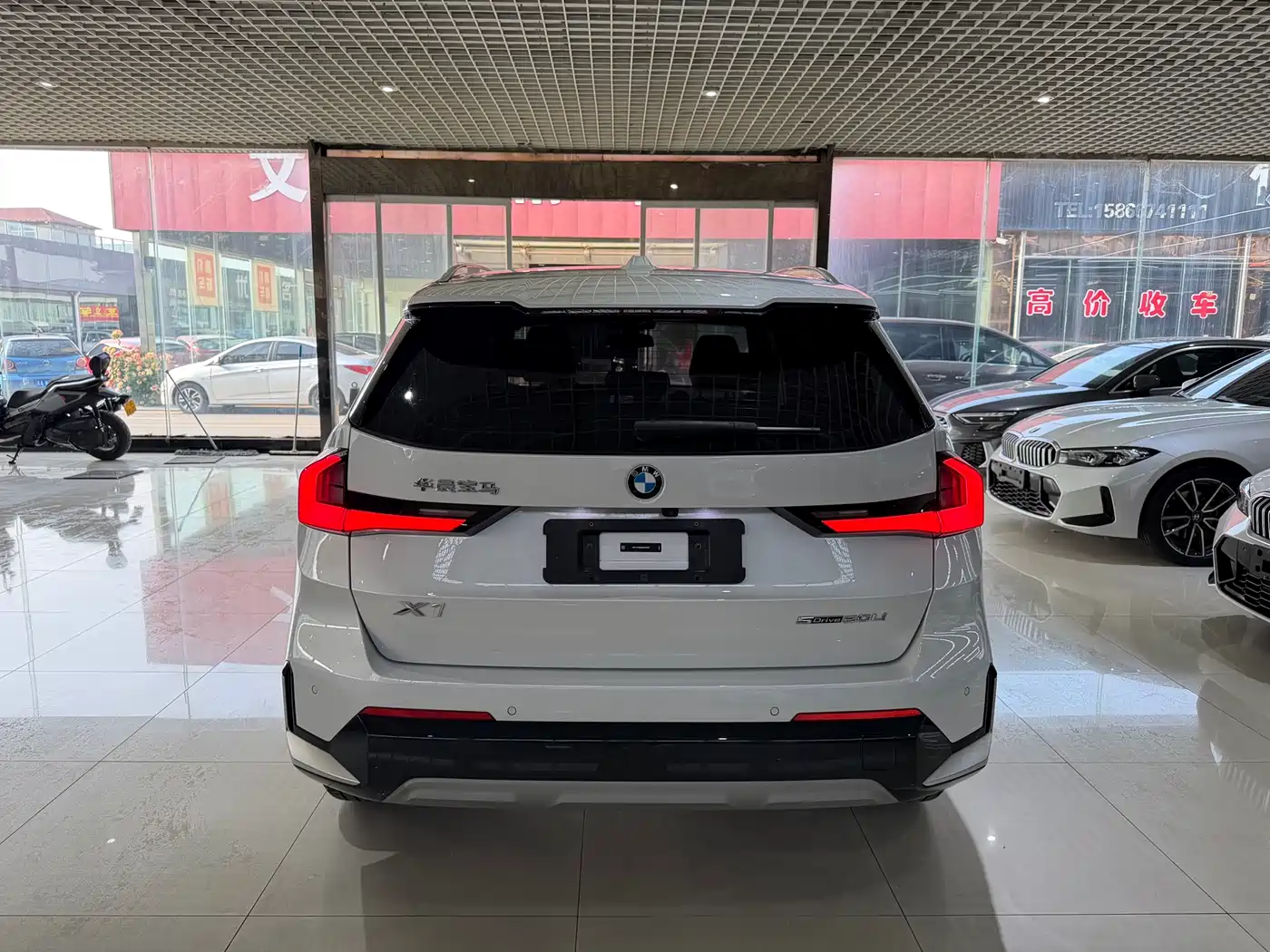 BMW X1 2023 sDrive20Li X Design Package фото 5